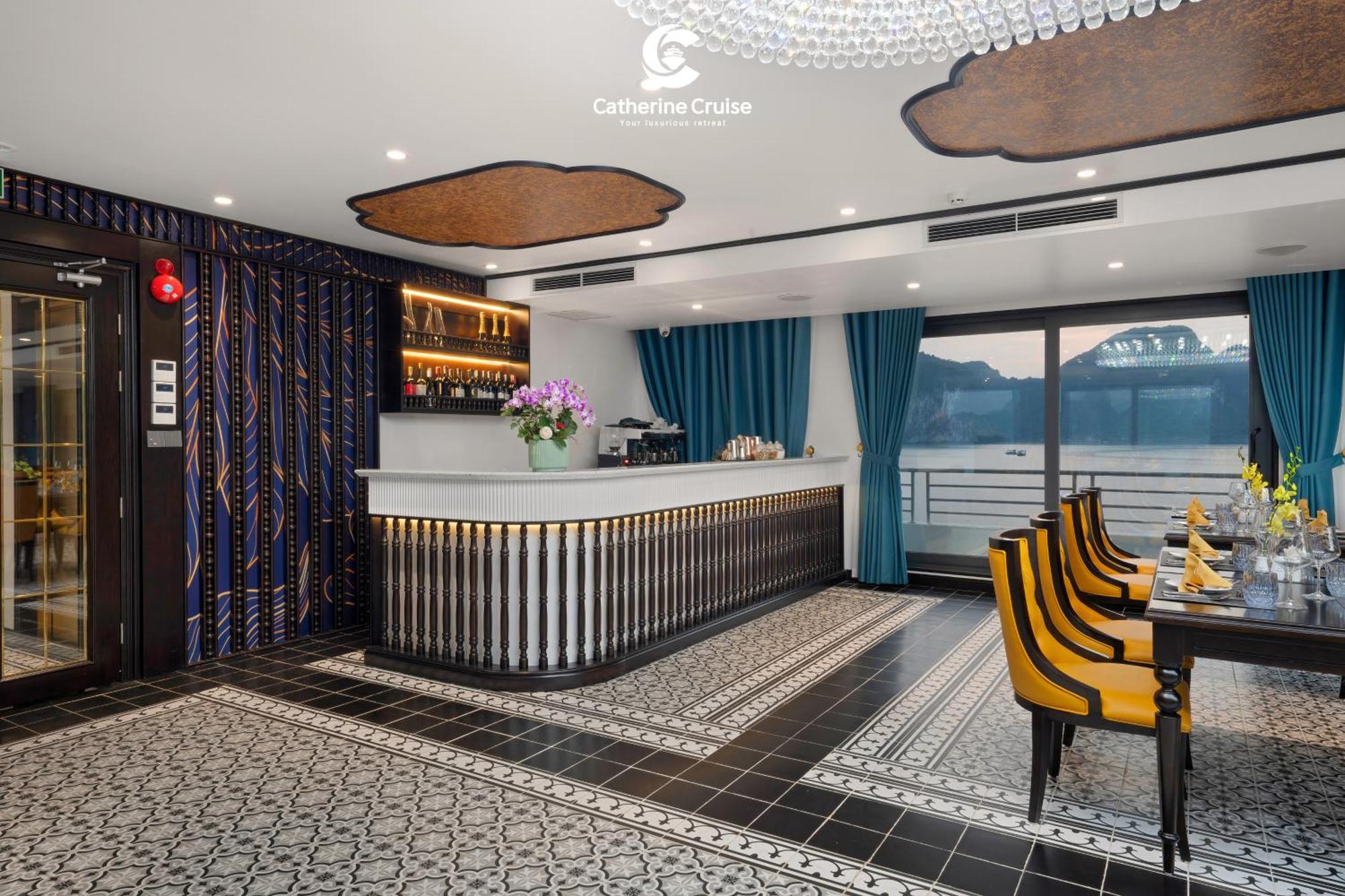 Catherine Cruises Ha Long Bay Esterno foto